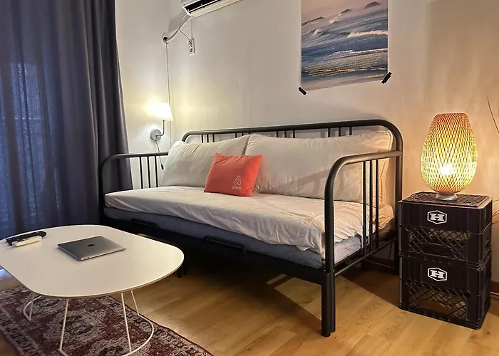 Welive Cozy And Comfortable Behind Hongdae Street *